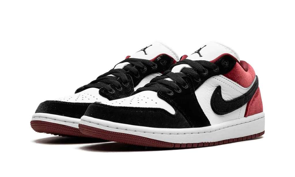 Air Jordan 1 Low SE Velvet Black Toe 4 Air Jordan 1 Low SE Velvet Black Toe – Image 2