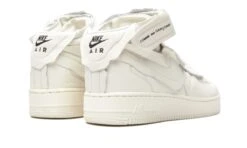 Nike Air Force 1 Mid Comme Des Garcons White 7 Nike Air Force 1 Mid Comme Des Garcons White -Chaussure Boutique air force 1 mid comme des garcons white 748024