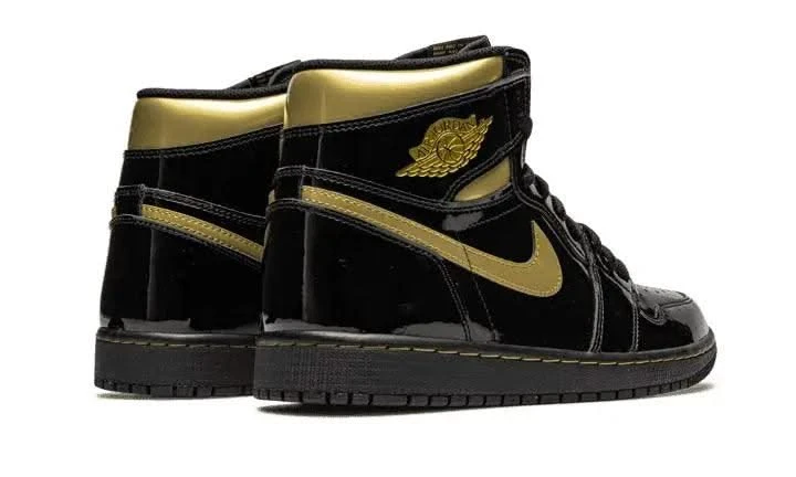 Air Jordan 1 High Black Metallic Gold 5 Air Jordan 1 High Black Metallic Gold – Image 3