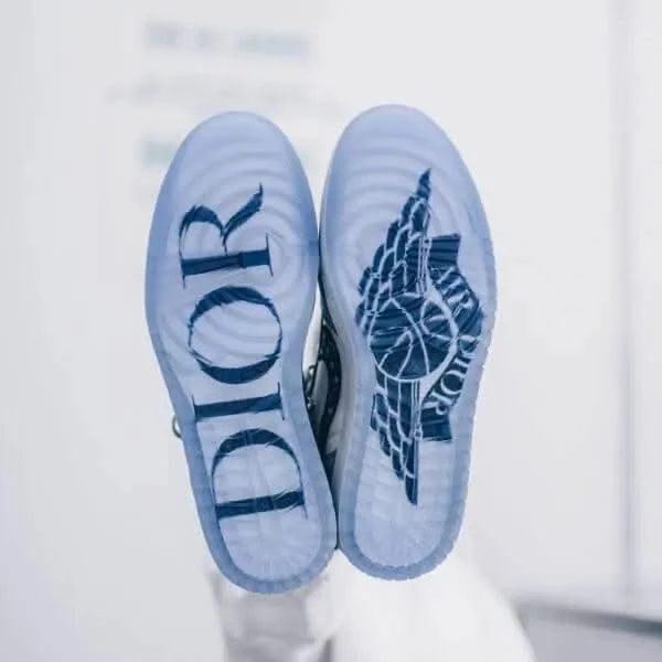 Air Jordan 1 High Dior 8 Air Jordan 1 High Dior – Image 6