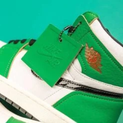 Air Jordan 1 High Lucky Green 15 Air Jordan 1 High Lucky Green -Chaussure Boutique air jordan 1 high lucky green 866782