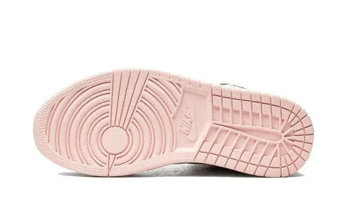 Air Jordan 1 High OG Atmosphere (Bubble Gum) 6 Air Jordan 1 High OG Atmosphere (Bubble Gum) – Image 4