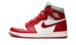 Air Jordan 1 High OG Varsity Red (Chenille)