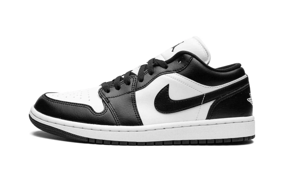 Air Jordan 1 Low Panda (2023) 3 Air Jordan 1 Low Panda (2023)