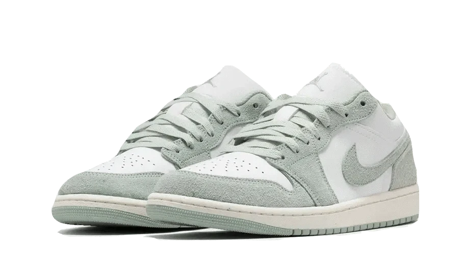 Air Jordan 1 Low SE White Seafoam 4 Air Jordan 1 Low SE White Seafoam – Image 2