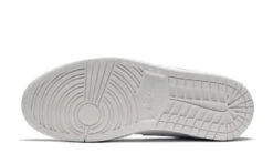 Air Jordan 1 Low Sky Grey Paris 10 Air Jordan 1 Low Sky Grey Paris -Chaussure Boutique air jordan 1 low sky grey paris 378804