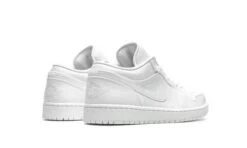 Air Jordan 1 Low Triple White 8 Air Jordan 1 Low Triple White -Chaussure Boutique air jordan 1 low triple white mnr sneakers 3
