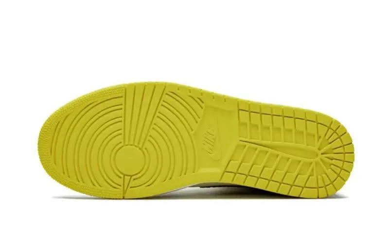 Air Jordan 1 Mid Fearless Maison Château Rouge 6 Air Jordan 1 Mid Fearless Maison Château Rouge – Image 4