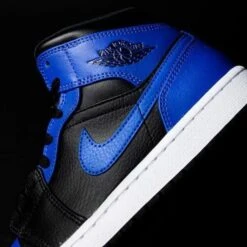 Air Jordan 1 Mid Hyper Royal Tumbled Leather 13 Air Jordan 1 Mid Hyper Royal Tumbled Leather -Chaussure Boutique air jordan 1 mid hyper royal tumbled leather 734696