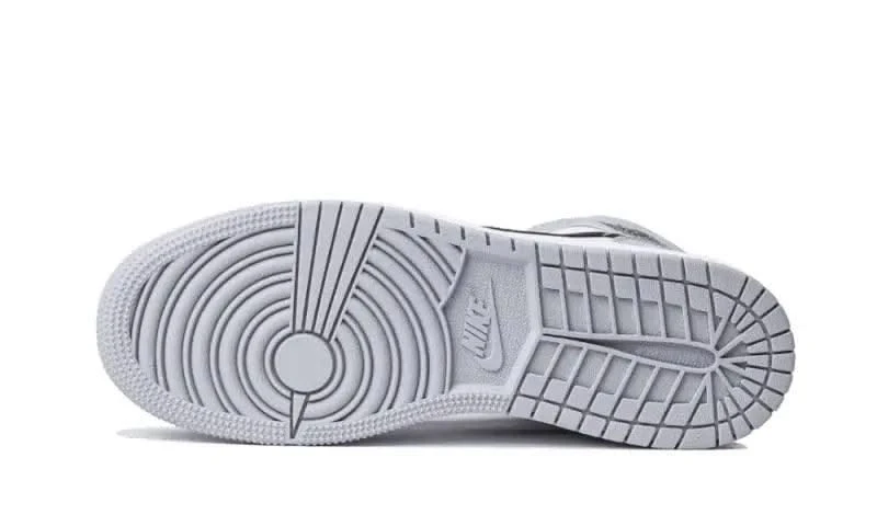 Air Jordan 1 Mid Light Smoke Grey 6 Air Jordan 1 Mid Light Smoke Grey – Image 4