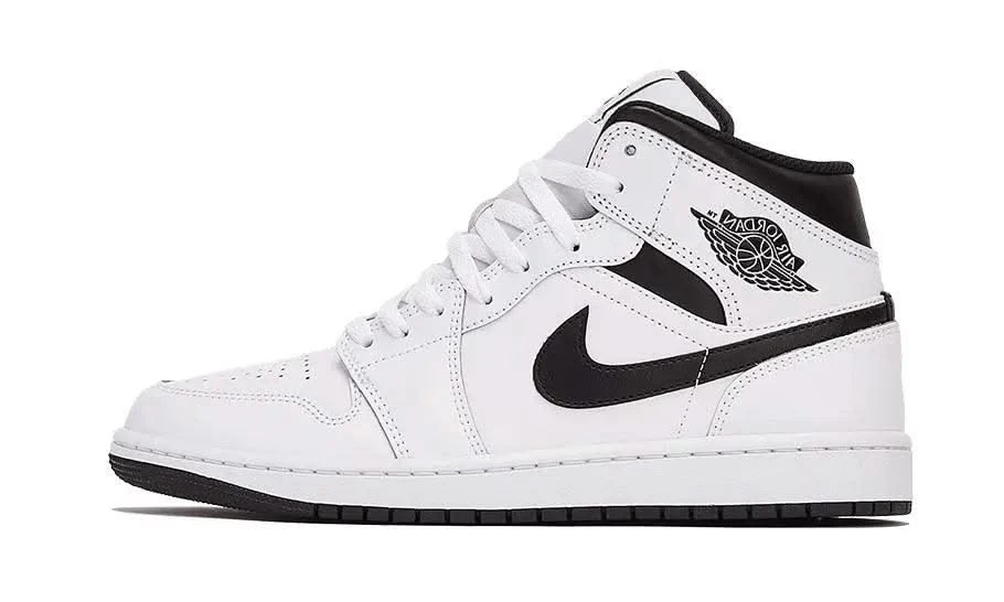 Air Jordan 1 Mid White Black 3 Air Jordan 1 Mid White Black