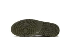 Air Jordan 1 Retro Low OG SP Travis Scott Medium Olive 9 Air Jordan 1 Retro Low OG SP Travis Scott Medium Olive -Chaussure Boutique air jordan 1 retro low og sp travis scott medium olive 723730
