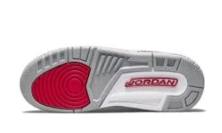 Air Jordan 3 Retro Cardinal Red 10 Air Jordan 3 Retro Cardinal Red -Chaussure Boutique air jordan 3 retro cardinal red 577554