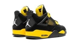 Air Jordan 4 Retro Thunder (2023) 8 Air Jordan 4 Retro Thunder (2023) -Chaussure Boutique air jordan 4 retro thunder 2023 377966