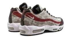 Nike Air Max 95 SE Social FC 8 Nike Air Max 95 SE Social FC -Chaussure Boutique air max 95 se social fc 518511