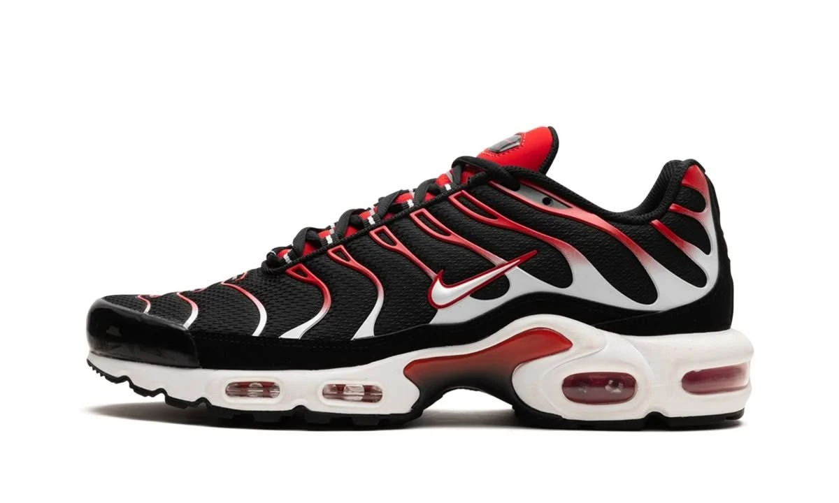 Nike Air Max Plus Black White University Red 3 Nike Air Max Plus Black White University Red