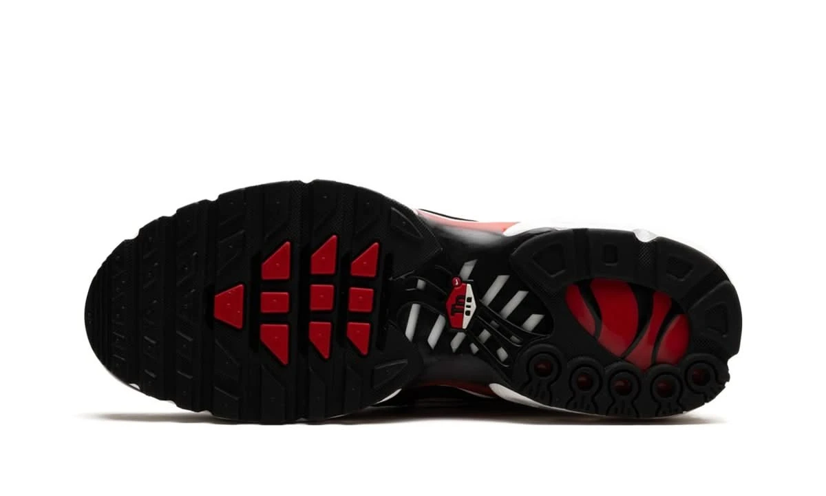 Nike Air Max Plus Black White University Red 6 Nike Air Max Plus Black White University Red – Image 4