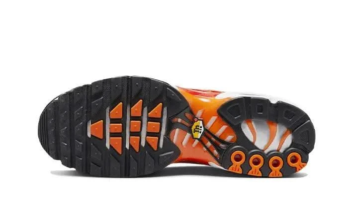 Nike Air Max Plus Light Photography 5 Nike Air Max Plus Light Photography – Image 3