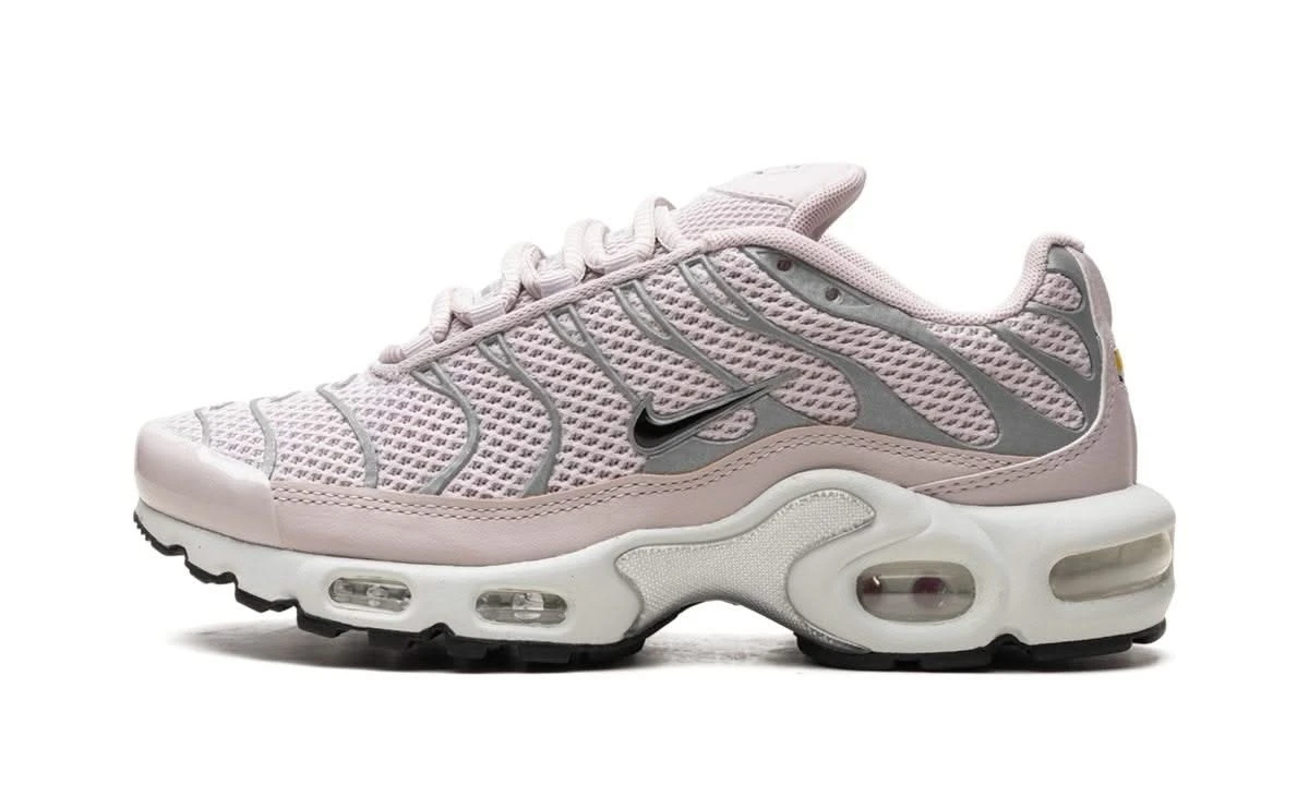 Nike Air Max Plus Platinum Violet 3 Nike Air Max Plus Platinum Violet