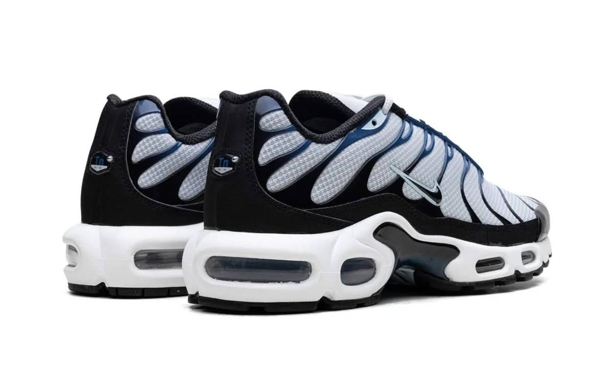 Nike Air Max Plus Teal White 5 Nike Air Max Plus Teal White – Image 3