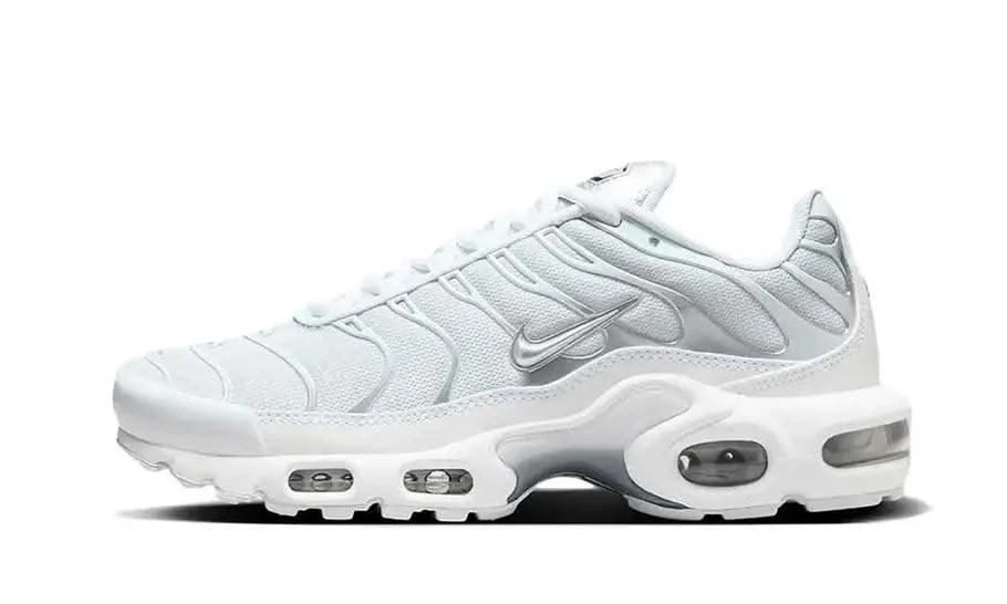 Nike Air Max Plus White Metallic Silver 3 Nike Air Max Plus White Metallic Silver