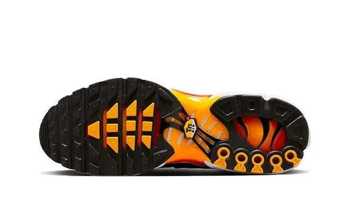 Nike Air Max Plus Yellow Pink Gradient 5 Nike Air Max Plus Yellow Pink Gradient – Image 3