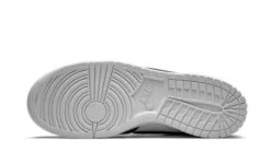 Nike Dunk High Ambush Black White 12 Nike Dunk High Ambush Black White -Chaussure Boutique dunk high ambush black white 777994