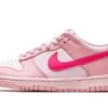 Nike Dunk Low Triple Pink (Barbie) 1 Nike Dunk Low Triple Pink (Barbie) -Chaussure Boutique dunk low triple pink barbie 397664