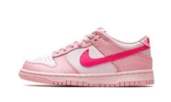 Nike Dunk Low Triple Pink (Barbie)