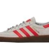 ADIDAS Handball Spezial Grey Two Hi-Res Red 1 ADIDAS Handball Spezial Grey Two Hi-Res Red -Chaussure Boutique handball spezial grey two hi res red 536675