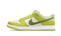 Nike SB Dunk Low Green Apple