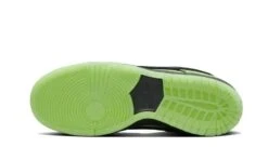 Nike SB Dunk Low The Powerpuff Girls Buttercup -Chaussure Boutique sb dunk low the powerpuff girls buttercup 149808