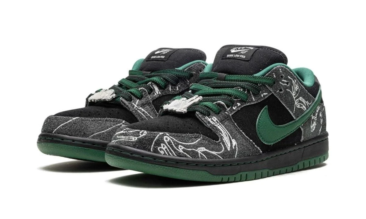 Nike SB Dunk Low There Skateboards 4 Nike SB Dunk Low There Skateboards – Image 2