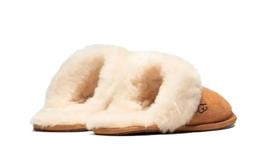 Ugg Scuffette II Slipper Chestnut 5 Ugg Scuffette II Slipper Chestnut – Image 3