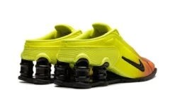 Nike Shox MR4 Martine Rose Safety Orange 7 Nike Shox MR4 Martine Rose Safety Orange -Chaussure Boutique shox mr4 martine rose safety orange 376980