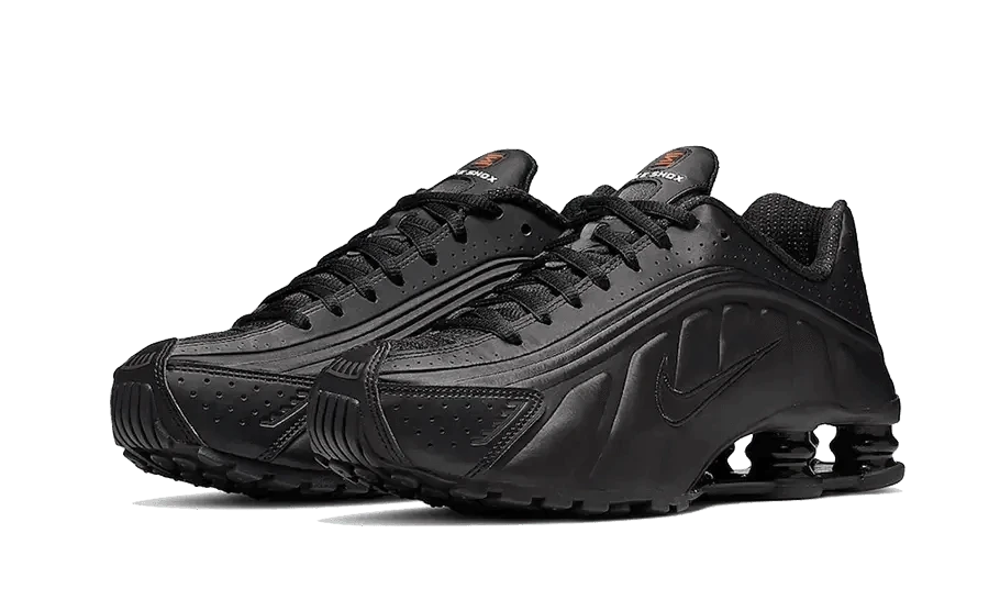 Nike Shox R4 Black 4 Nike Shox R4 Black – Image 2