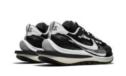 Nike Vaporwaffle Sacai Black White -Chaussure Boutique vaporwaffle sacai black white 696773