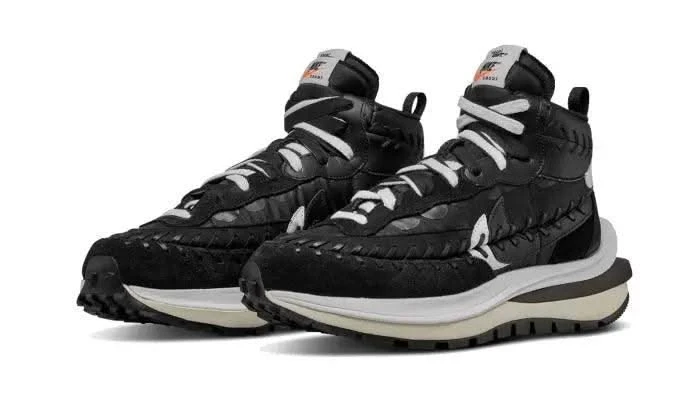 Nike Vaporwaffle Sacai Jean Paul Gaultier Black White 4 Nike Vaporwaffle Sacai Jean Paul Gaultier Black White – Image 2