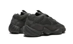 ADIDAS Yeezy 500 Utility Black 8 ADIDAS Yeezy 500 Utility Black -Chaussure Boutique yeezy 500 utility black 842363