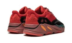 ADIDAS Yeezy 700 Hi-Res Red 8 ADIDAS Yeezy 700 Hi-Res Red -Chaussure Boutique yeezy 700 hi res red 497836