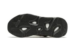 ADIDAS Yeezy 700 MNVN Bone 9 ADIDAS Yeezy 700 MNVN Bone -Chaussure Boutique yeezy 700 mnvn bone 214802