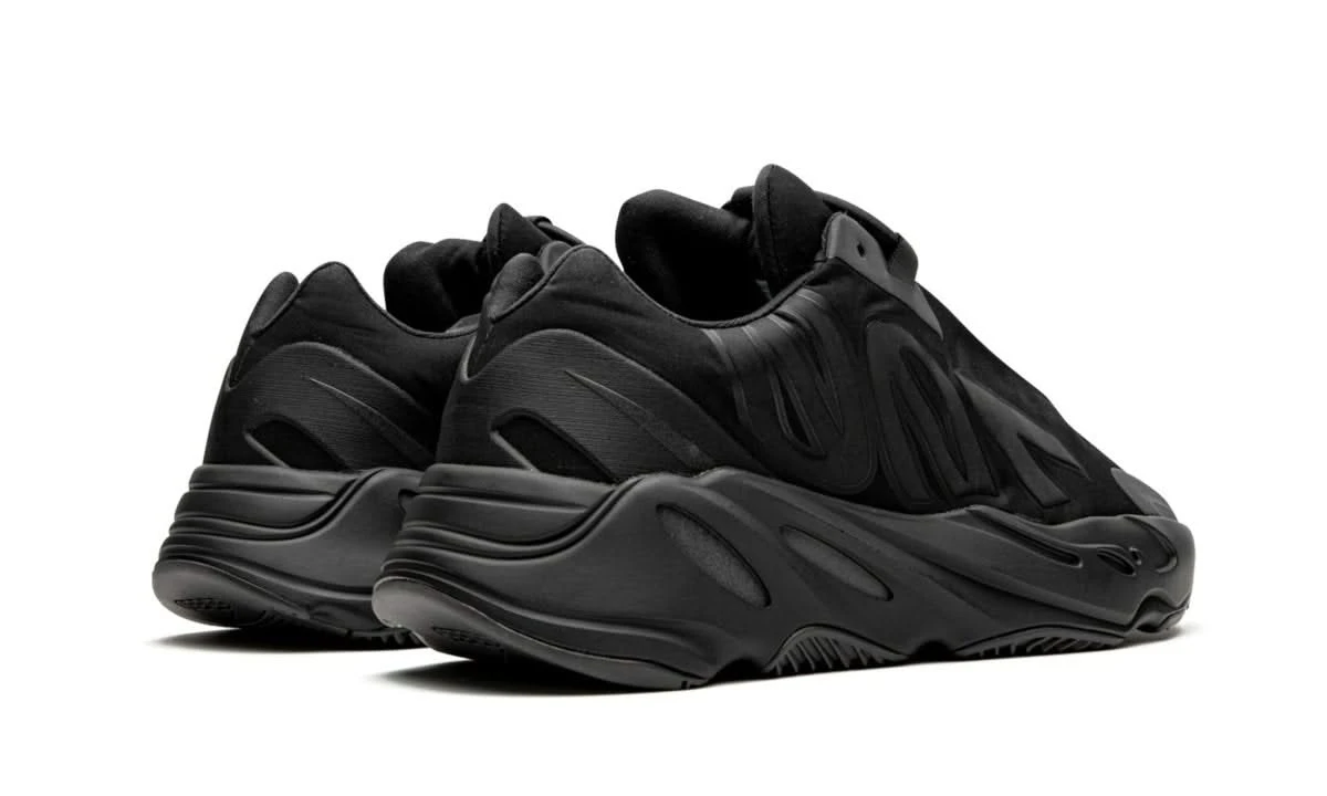 ADIDAS Yeezy 700 MNVN Triple Black 6 ADIDAS Yeezy 700 MNVN Triple Black â Image 4