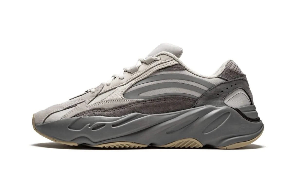 ADIDAS Yeezy 700 V2 Tephra 3 ADIDAS Yeezy 700 V2 Tephra