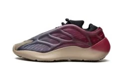 ADIDAS Yeezy 700 V3 Fade Carbon