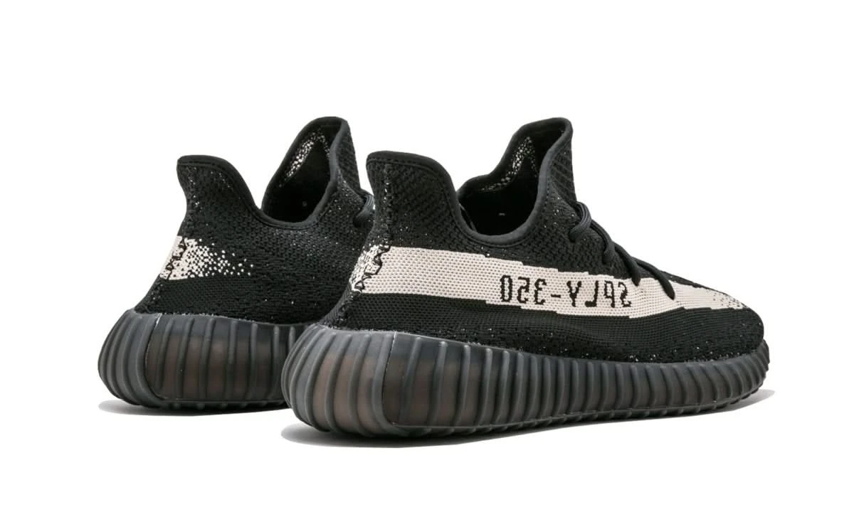 ADIDAS Yeezy Boost 350 V2 Core Black White (Oreo) 5 ADIDAS Yeezy Boost 350 V2 Core Black White (Oreo) – Image 3