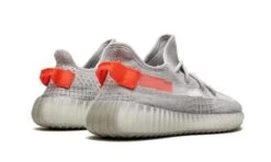 ADIDAS Yeezy Boost 350 V2 Tail Light -Chaussure Boutique yeezy boost 350 v2 tail light 579084