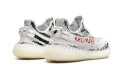 ADIDAS Yeezy Boost 350 V2 Zebra 8 ADIDAS Yeezy Boost 350 V2 Zebra -Chaussure Boutique yeezy boost 350 v2 zebra 182373