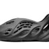 ADIDAS Yeezy Foam RNNR Onyx 1 ADIDAS Yeezy Foam RNNR Onyx -Chaussure Boutique yeezy foam rnnr onyx 922657