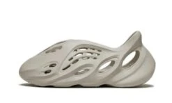 ADIDAS Yeezy Foam RNNR Sand