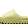 ADIDAS Yeezy Slide Resin (Restock Pair) -Chaussure Boutique yeezy slide resin restock pair 801161